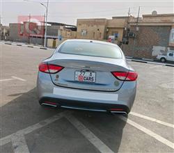 Chrysler 200